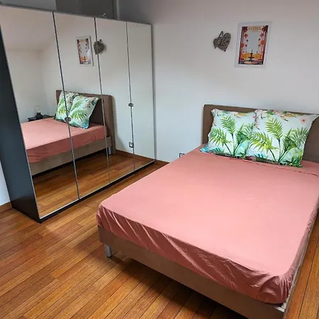 Apartment Moderne Proche Avec Terrasse Et Climatisation *